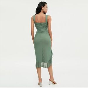 Green bodycon dress